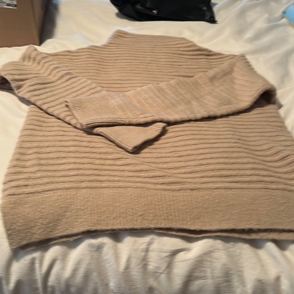 Melloday long sleeve, cowl, neck sweater